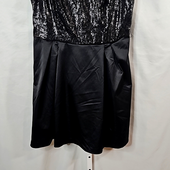 The Limited Black Sequins Dress Size 14 NWT - Picture 5 of 8